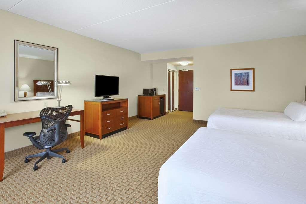 Hilton Garden Inn Clarksburg Quarto foto